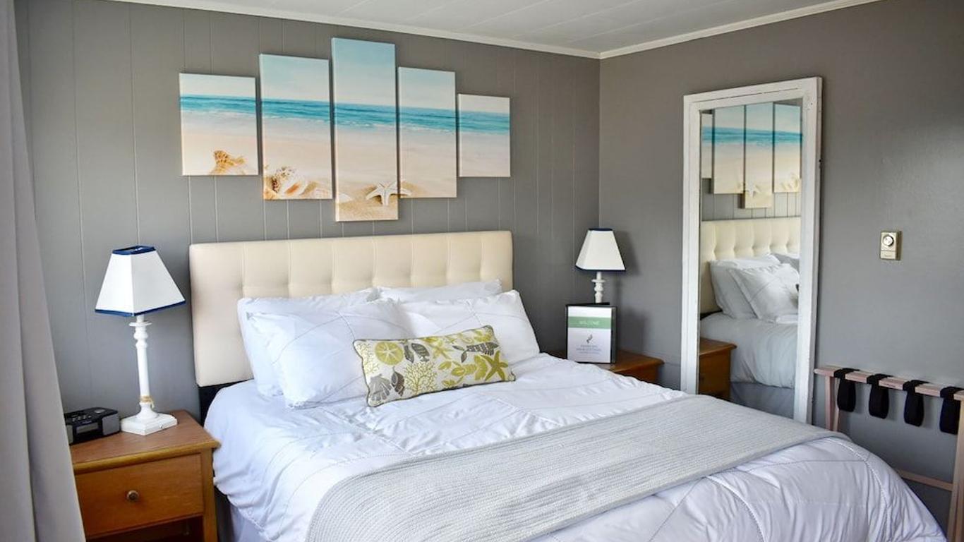Friars Bay Inn & Cottages
