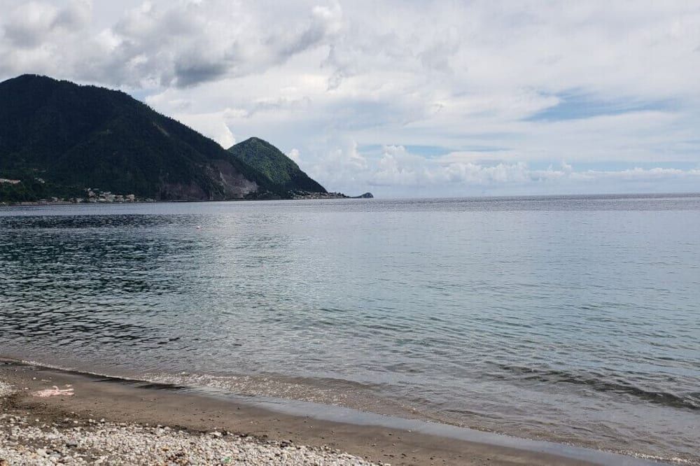 Roseau Hostel & Beach Front Property - روسو - شاطئ