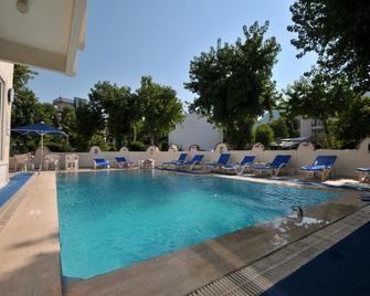 Villamar Hotel - İçmeler