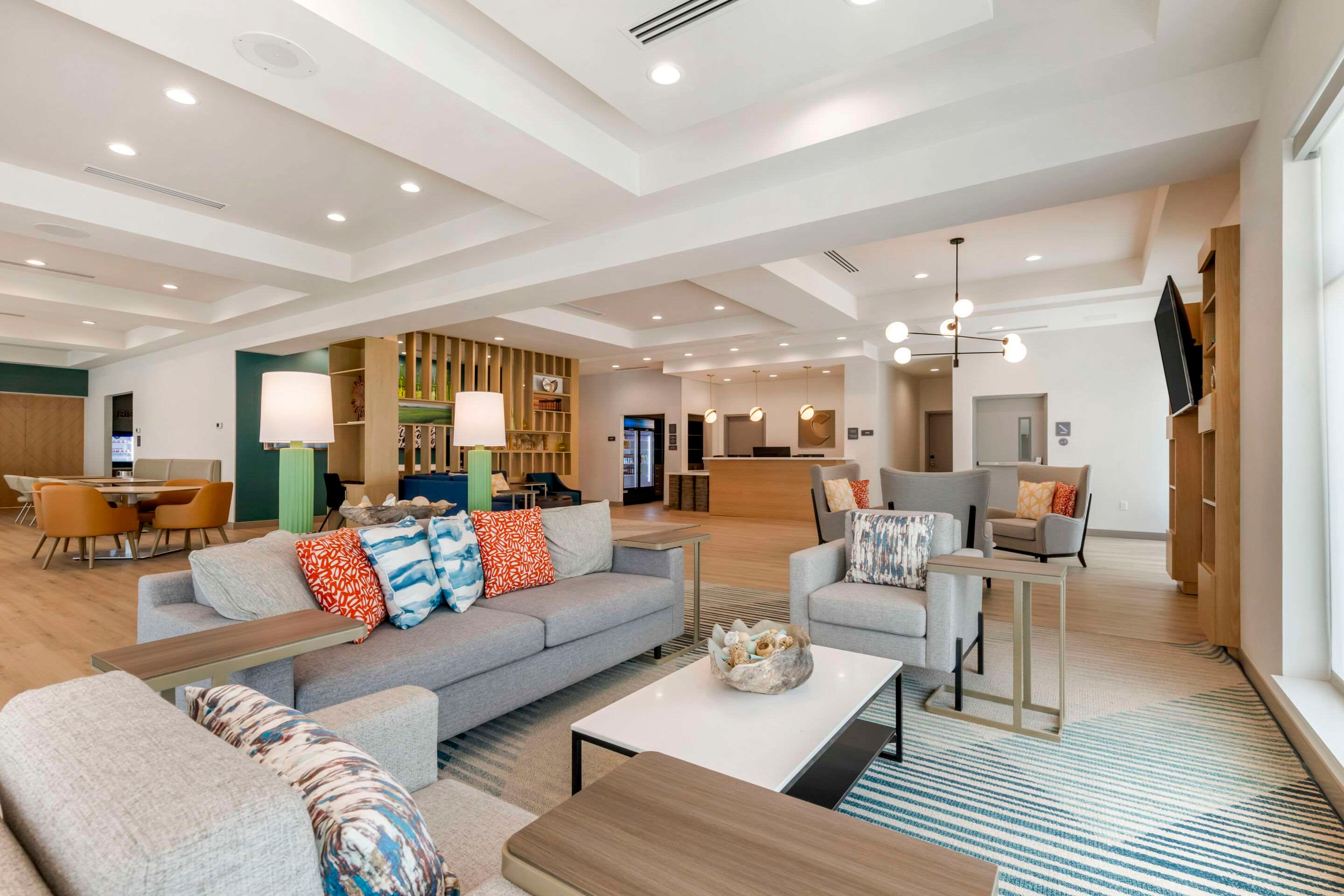 Living room view of Comfort Suites St Augustine Historic District Area