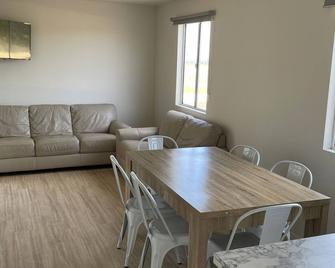 Portland Bay Lodge, 2 Bedroom Apartments - Portland - Dining room