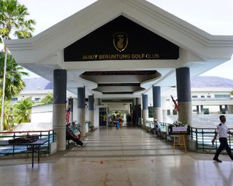 Bukit Beruntung Resort - Rawang - Building