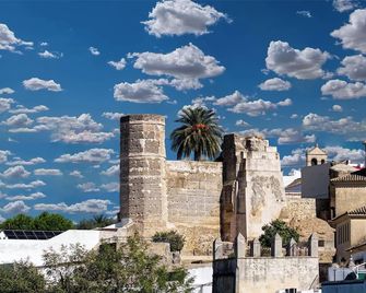Santa Clara Home - Marchena