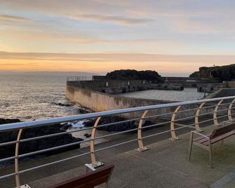 Fairview House - Portstewart - Balkong