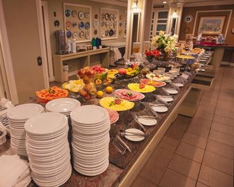 Hotel Renar - Fraiburgo - Buffet