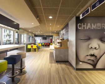 ibis budget Bourgoin Jallieu Centre - Бургуен-Жальє - Бар