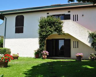 Fattoria Nel Parco - Castiglioncello - Building