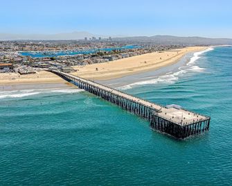 Relaxing 2Br Oceanfront W Large Patio, Fire Pit & Bbq By Beachview Rentals - Newport Beach - Beach