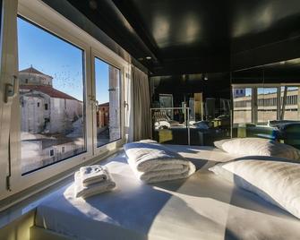Boutique Hostel Forum - Zadar - Living room