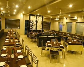 Hotel Sangam Regency - Ratnagiri - Restaurace