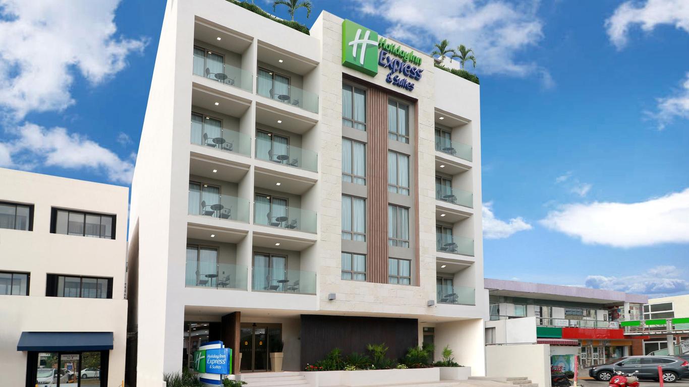 Holiday Inn Express & Suites Playa Del Carmen