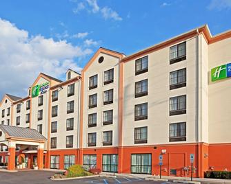 Holiday Inn Express Hotel & Suites Meadowlands Area - Carlstadt - Building