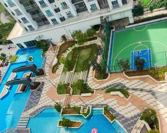 Hotel New Wave Nilai - Kampung Baharu Nilai - Zwembad