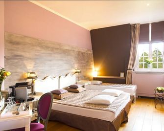 Chateau-Hotel De Belmesnil - Saint-Denis-le-Thiboult - Bedroom