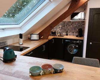 Charmant Studio au Bord de Seine - Conflans-Sainte-Honorine - Cuisine