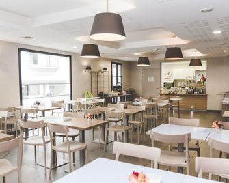 Terres de France - Appart'Hotel Quimper Bretagne - Quimper - Restoran