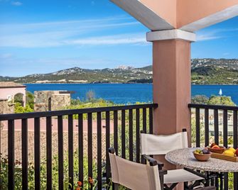 Residence Cala Di Falco - Cannigione - Balcone