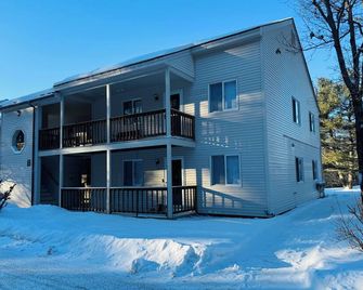 Peaceful Pines Saco River Getaway - Conway - Bygning