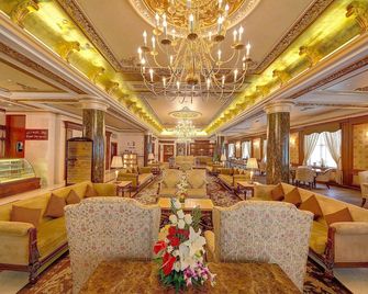 Royal Ascot Hotel - דובאי - טרקלין