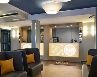 B&B Hotel Frankfurt-Nord - Frankfurt am Main - Front desk