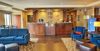 Comfort Inn & Suites - Cheyenne - Front desk