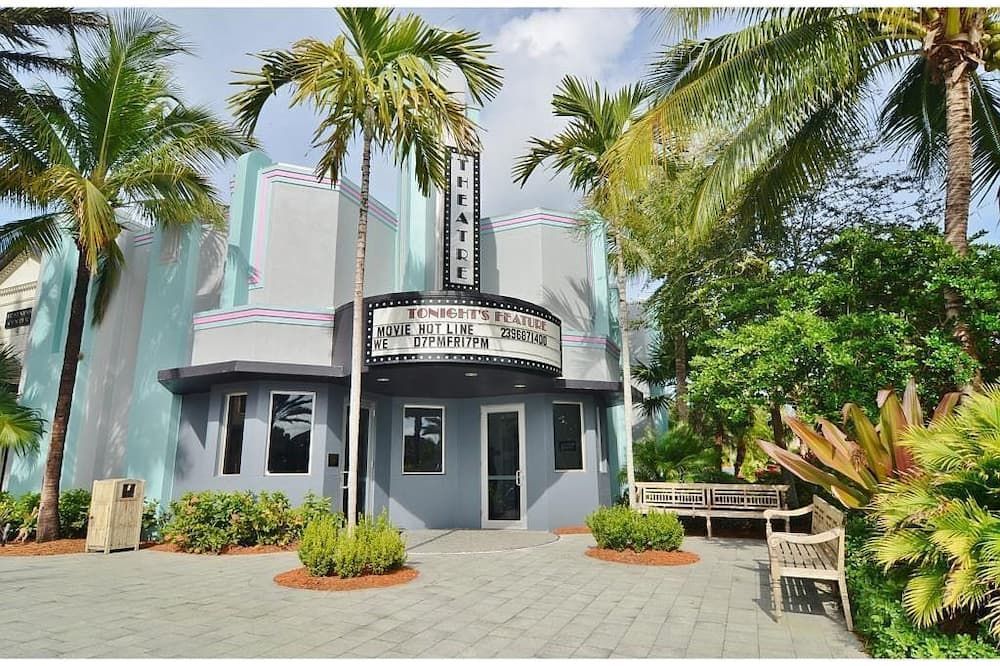 Gorgeous 2/2 Condo Southwest Naples Fl - Naples - Bâtiment
