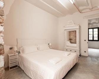 As Sant Domènec Pool&bike - Girona - Bedroom
