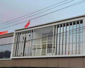 Zeekka Tourist Home - Meenangadi - Building