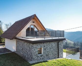 Vineyard cottage Kraljevi kotiček - Trebnje - Building