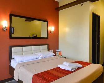 Express Inn - Cebu Hotel - Cebu City - Bedroom