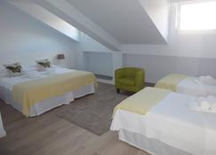 Apartamentos Almeida Garrett - Ponta Delgada - Slaapkamer