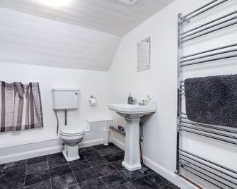 The Witching Post Inn - Whitby - Kamar Mandi