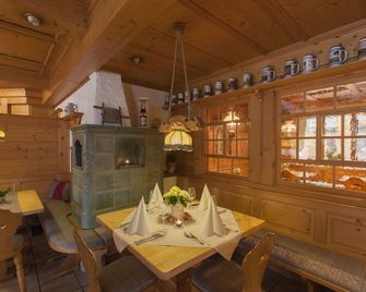 Löwen Hotel & Restaurant - Wendlingen am Neckar - Dining room