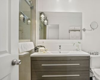 Saga Resort - Wasaga Beach