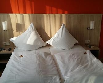 Hotel Rheinkrone - Koblenz - Bedroom