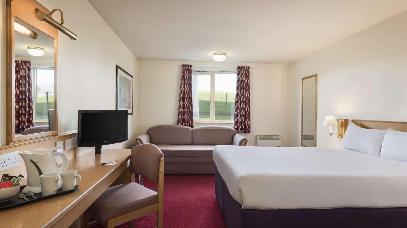 Days Inn by Wyndham Tewkesbury Strensham