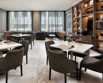 AC Hotels by Marriott Ann Arbor Downtown - Ann Arbor - Restaurante