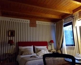 Country House Martines Club Resort & Mandalay Spa - Senigallia - Bedroom