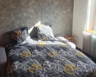Cosy apartment - Village center, Longchaumois (Parc naturel du Haut-Jura) - Bellefontaine - Salon