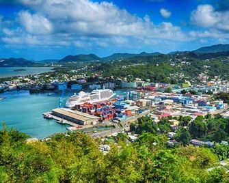 Easy Commute Studio. - Gros Islet - Outdoors view