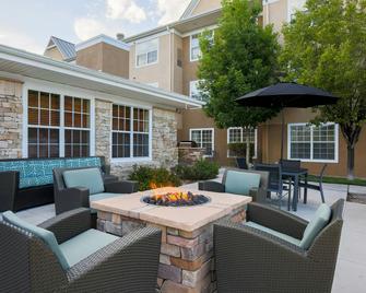 Residence Inn by Marriott Albuquerque North - Albuquerque - Patio