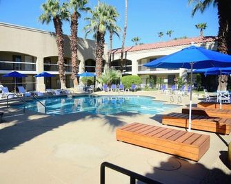 Ivy Palm Resort and Spa - Palm Springs - Pool