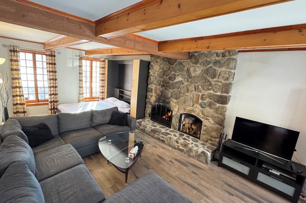 Chalet in naturespa-salt poolsaunabilliardsfireplacewifihiking in the mountains - Orford Lake - Salon