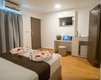 Airport Ace Hotel - Nadi