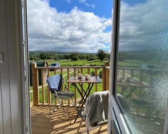 1 Bed Shepherds Hut-Sleeps 2-Pets-Parkin - Omagh - Balcón
