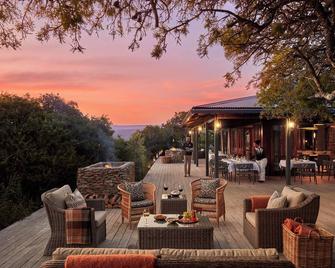 Ecca Lodge - Grahamstown - Patio