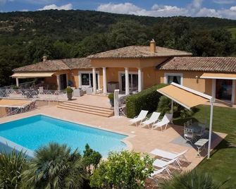 La Tarentane - Grimaud - Piscina