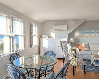 Waverly Suite 3 on the Beach - Block Island - Pokój dzienny