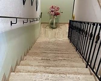 Hotel Gäubodenhof - Straubing - Escaleras