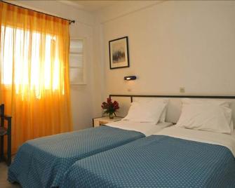 Muses - Koukounaries - Bedroom